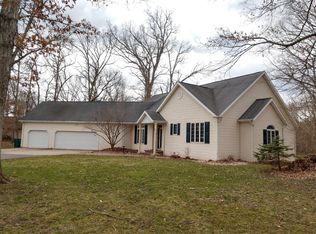 2687 White Tail Dr, Rochester, IN 46975