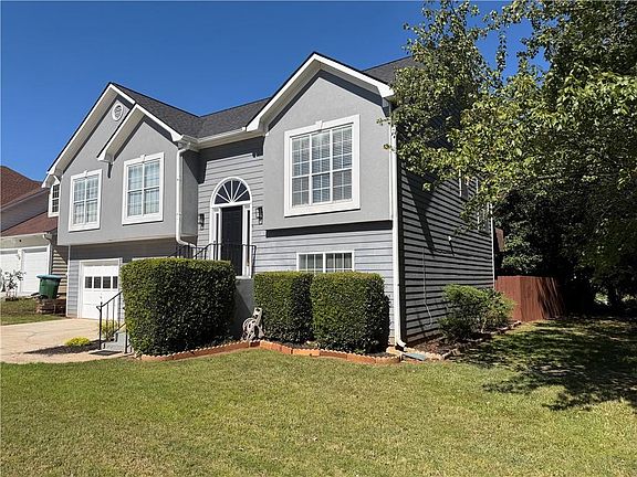 3rd image of 4135 Wildridge Dr