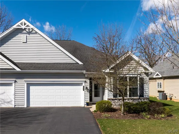 6307 Valor Dr, Bethlehem, PA 18017