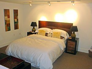 Bedroom :: 200 Townsend 34