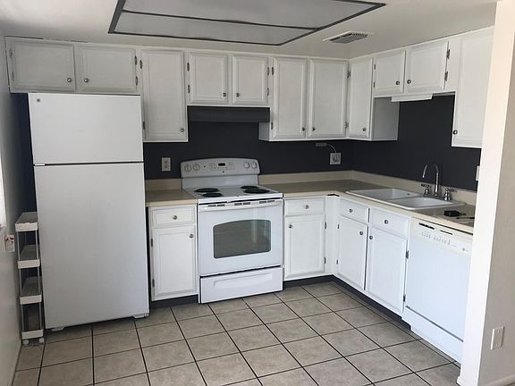 2nd image of 15601 N 29th St #29