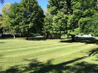 2256 Old Pines Trl, Penn Yan, NY 14527
