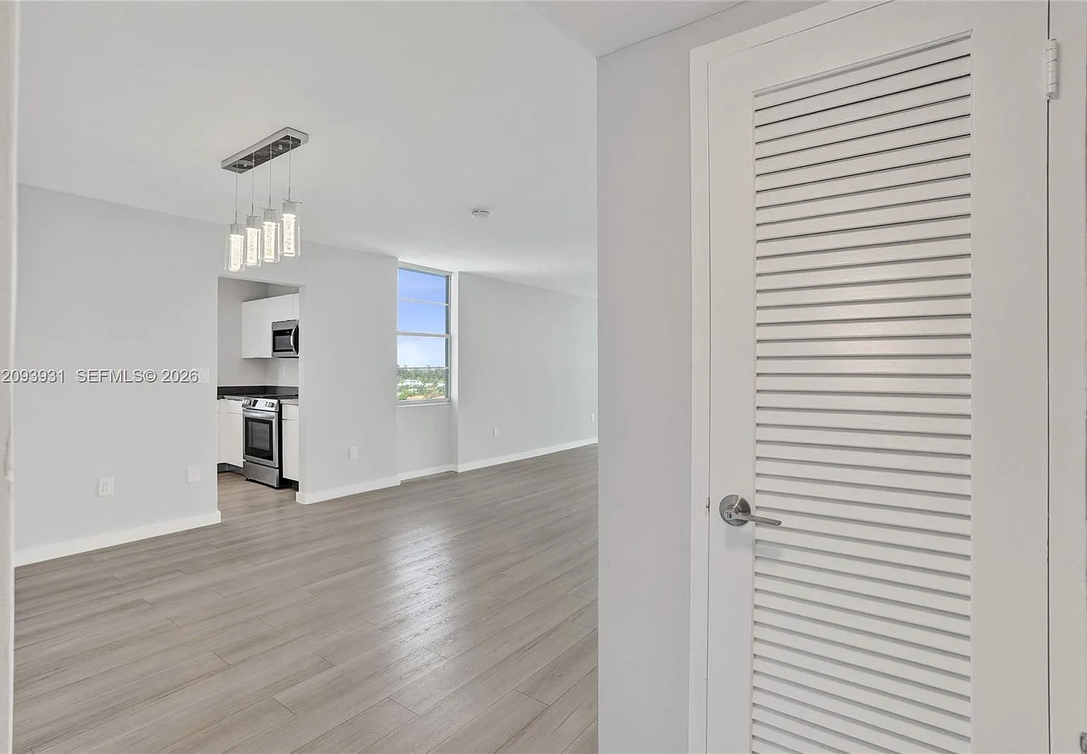 Kennedy House Condo — Photo 4