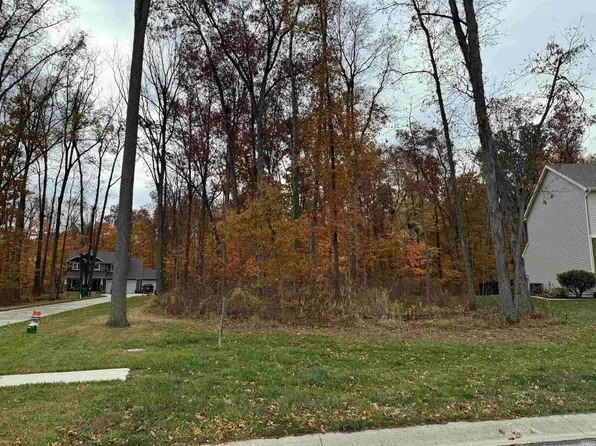 1379 W Glenwood Dr #154, Columbia City, IN 46725