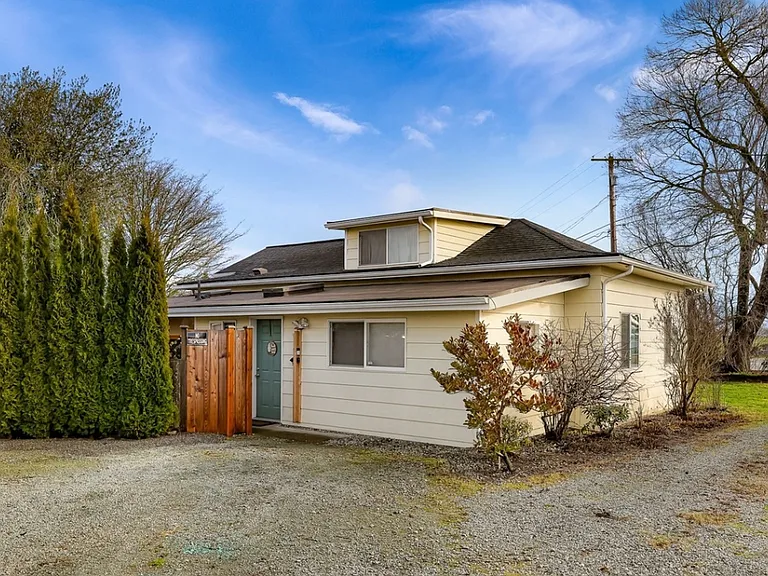 19017 Cook Rd #A — Photo 1