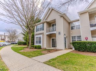 304 Cambridge Dr #304, Butler, NJ 07405