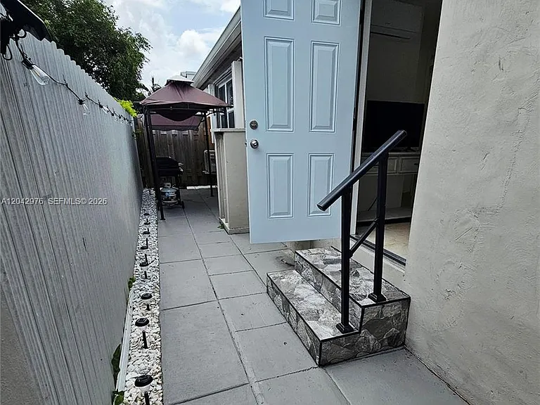 0 NW 51st Ave #STUDIO — Photo 3