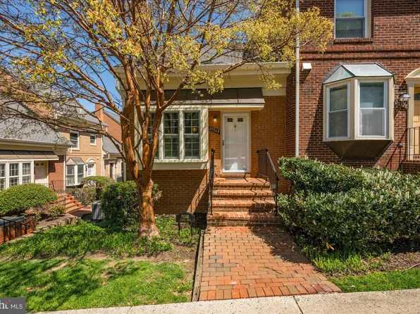 2534 Fairfax Dr #5BII, Arlington, VA 22201