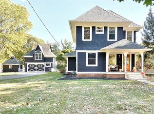 132 W 7th St, Perrysburg, OH