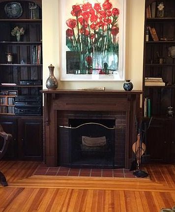 4th image of 252 W Elm St