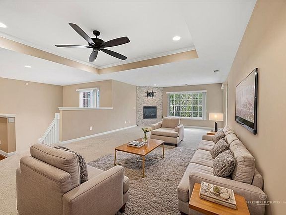 4th image of 6729 Boulder Pointe Dr #8