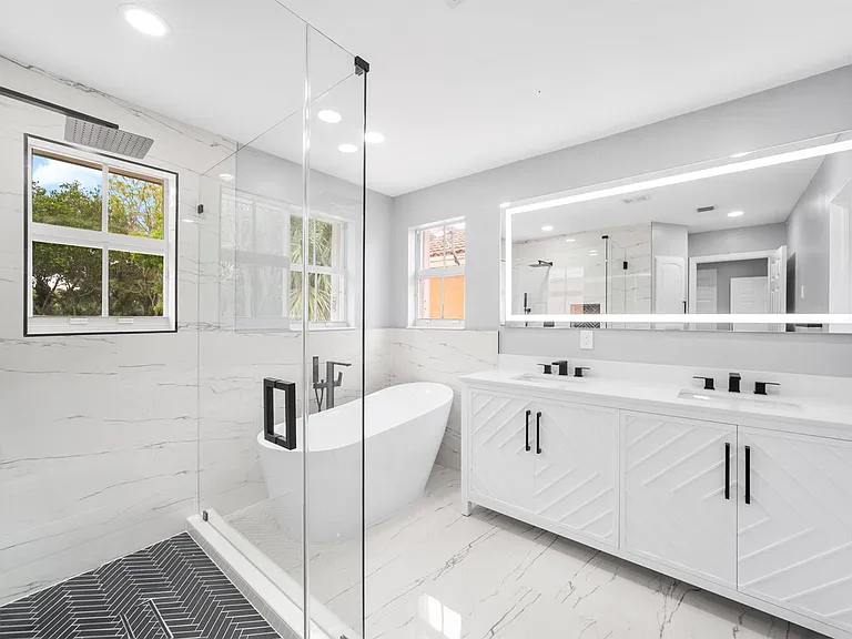 5233 SW 155th Way — Photo 13