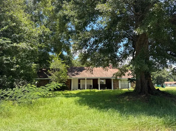 1011 W 10th St, Bogalusa, LA 70427