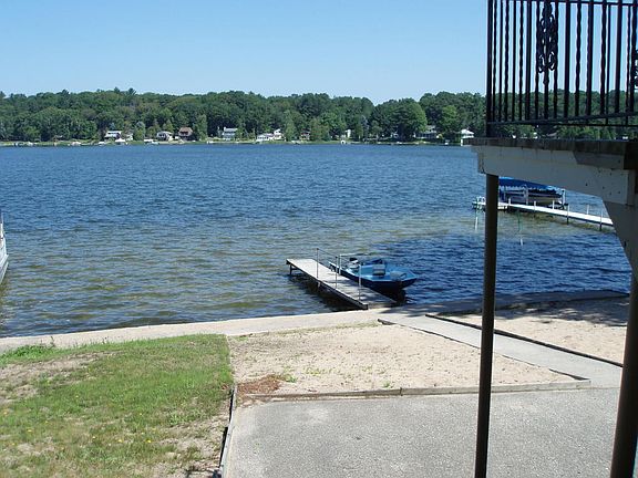 3rd image of 7808 W James Dr