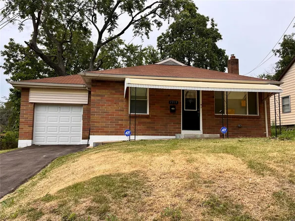 2315 Gardner Dr, Saint Louis, MO 63136