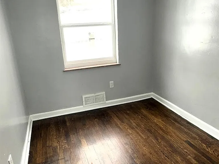 5401 Newfield Ave #1 — Photo 10