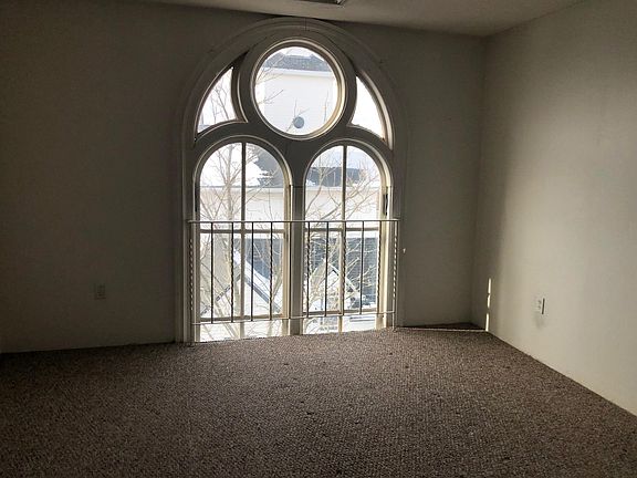 4th image of 7 Park St APT 5