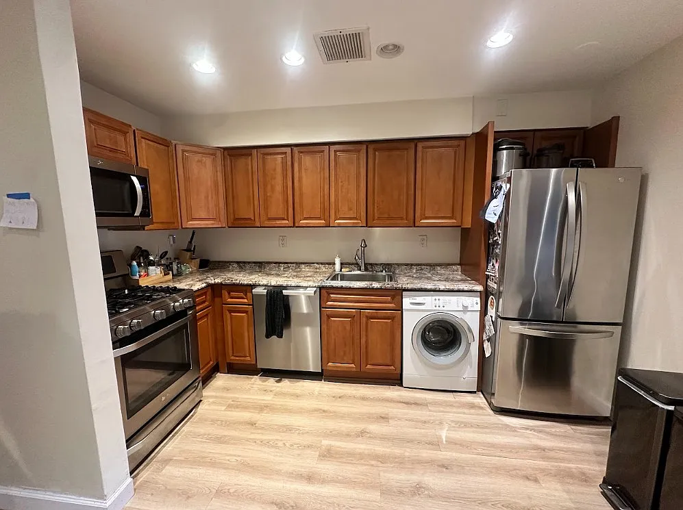 43 Carroll Street — Photo 3