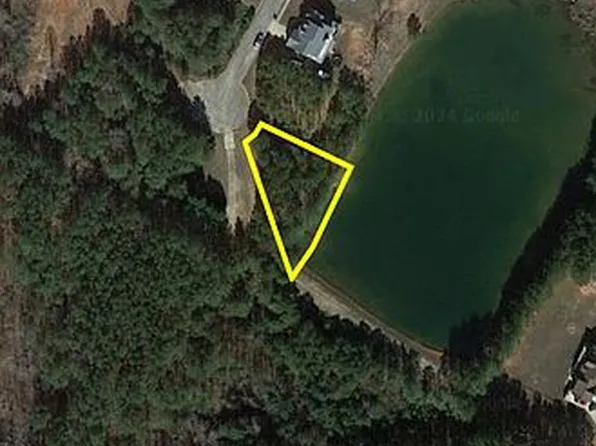 47 Westmoreland Lake Dr, Buchanan, GA 30113