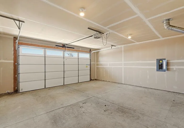 1122 N Davis Ln — Photo 23