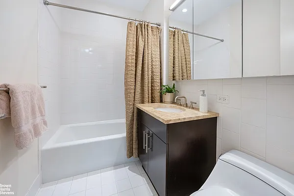 Rented by Brown Harris Stevens | media 7