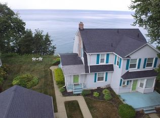 4523 Overlook Dr, Ashtabula, OH 44004
