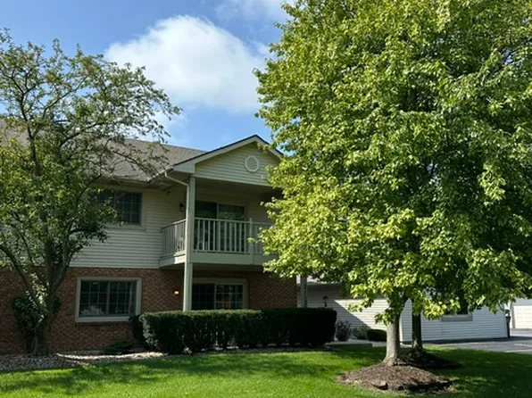 2112 Terrace Dr, Highland, IN 46322
