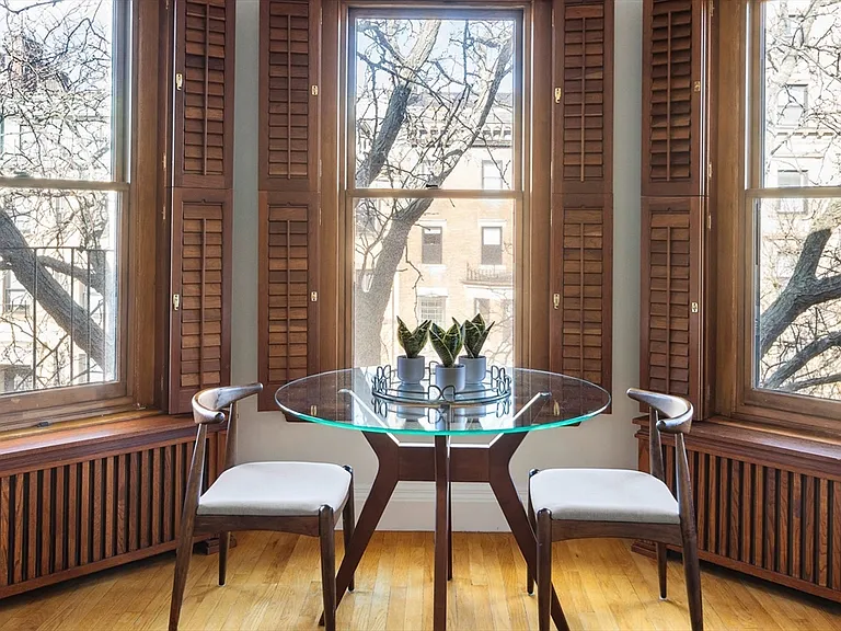 413 Beacon St #5 — Photo 3