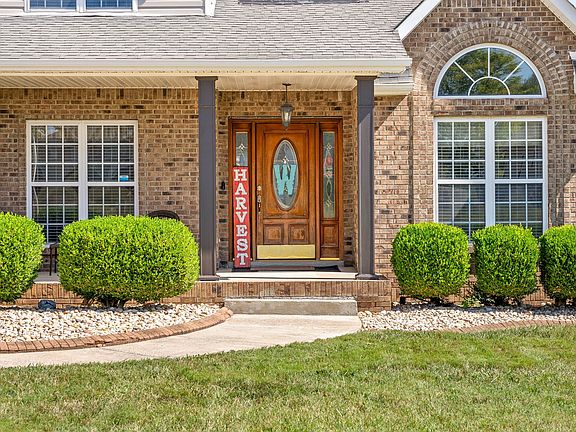 2nd image of 795 McClain Dr