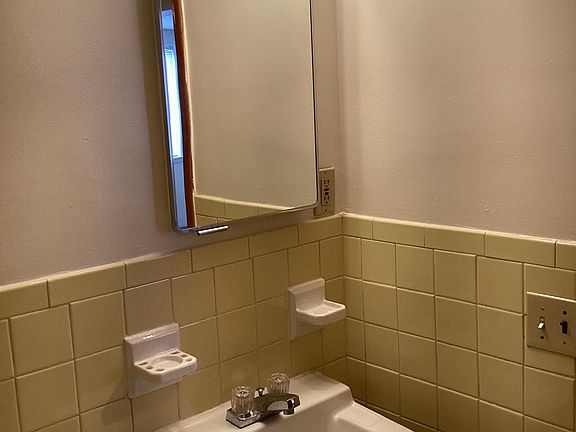 4th image of 30438 Euclid Ave #203