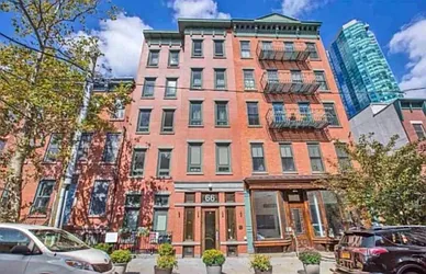 66 Morris Street, #303