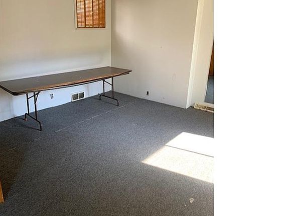 3rd image of 4165 Eichelberger St