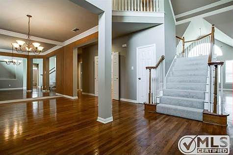 4th image of 5008 Arbor Hollow Dr