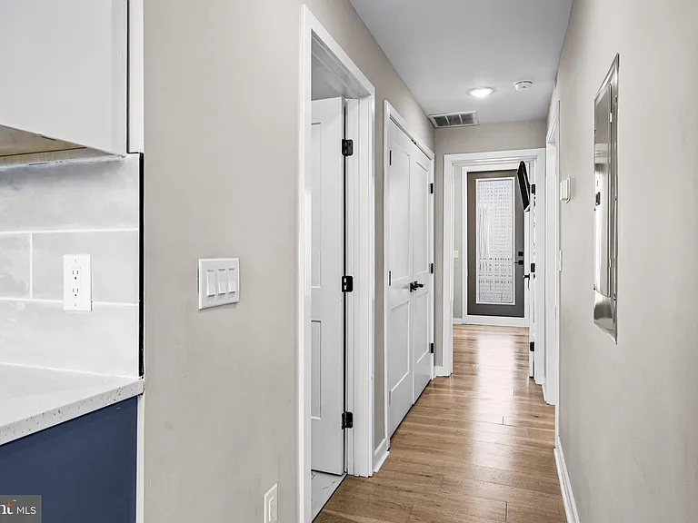 2409 N Hancock St #4 — Photo 20