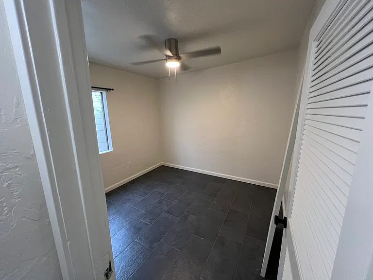 1553-1559 S 40th St #1555 — Photo 4