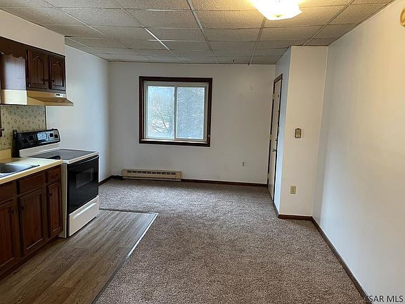 4th image of 333 Bridge St #4