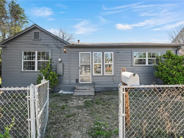 803 S Jackson St, Mc Gregor, TX 76657
