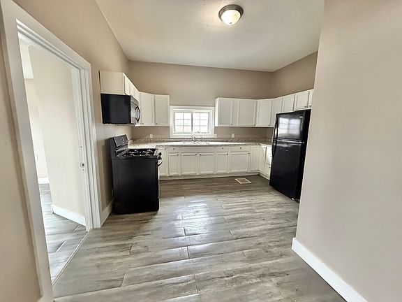 2nd image of 1501 W 6th St