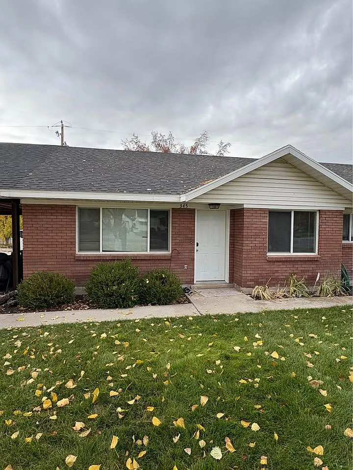341 South 200 East — Photo 4