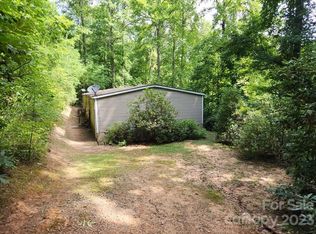 25 Casey Dr, Candler, NC 28715
