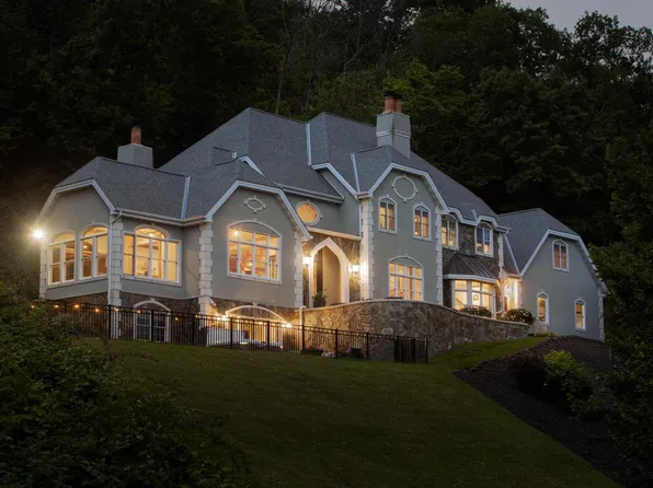 N1967 Joy LANE, La Crosse, WI 54601