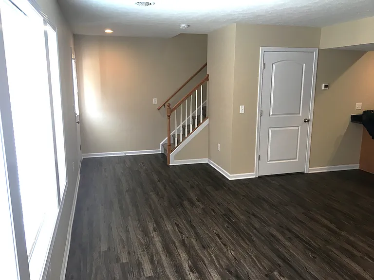 Parkview Apartments & Townhomes — Photo 12