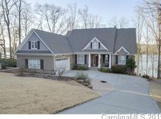 1325 Mount Isle Harbor Dr, Charlotte, NC 28214
