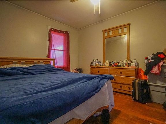 4th image of 1710 Ashland Ave