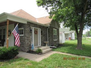 310 Hackberry St, Amazonia, MO 64421