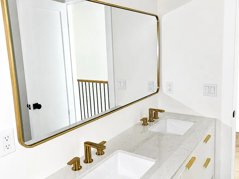 210 Underhill Ave — Photo 20