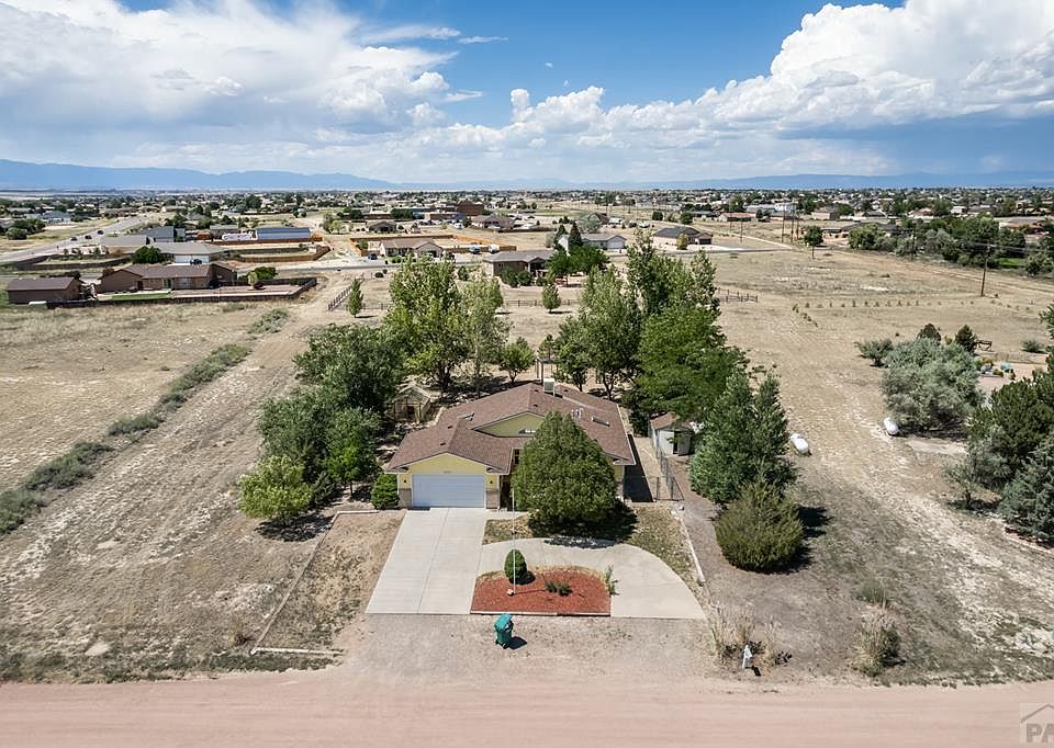 1st image of 1071 S McCulloch Way