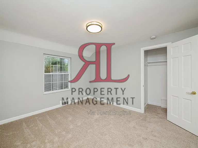 85 Eastmoor Blvd — Photo 42