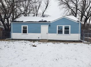 121 Edison Rd, Joliet, IL 60433