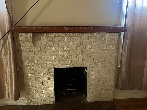 3rd image of 1245 Quinn Ave
